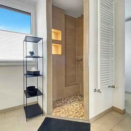 500m Zur Messe Holiday home